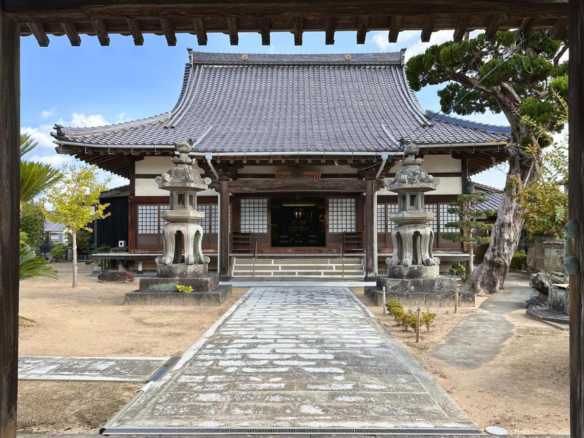 Отель Shukubo Michiru 満行寺 Хаги Экстерьер фото
